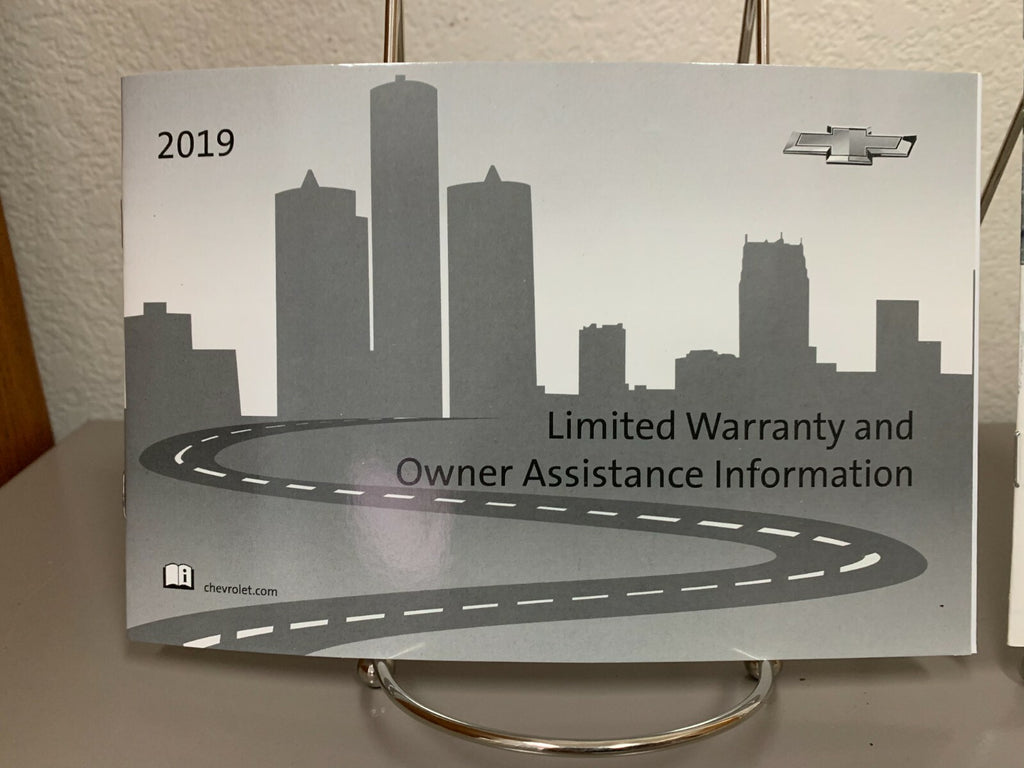 2019 Chevrolet Malibu Genuine OEM Owner's Manual Set--Free Shipping!