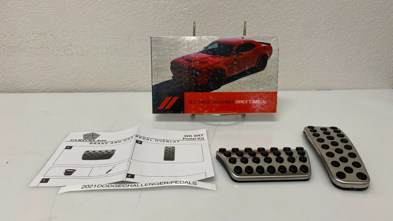 NEW 2021 Dodge Challenger Genuine OEM Owner's Manual Set w/ new Sport Pedals