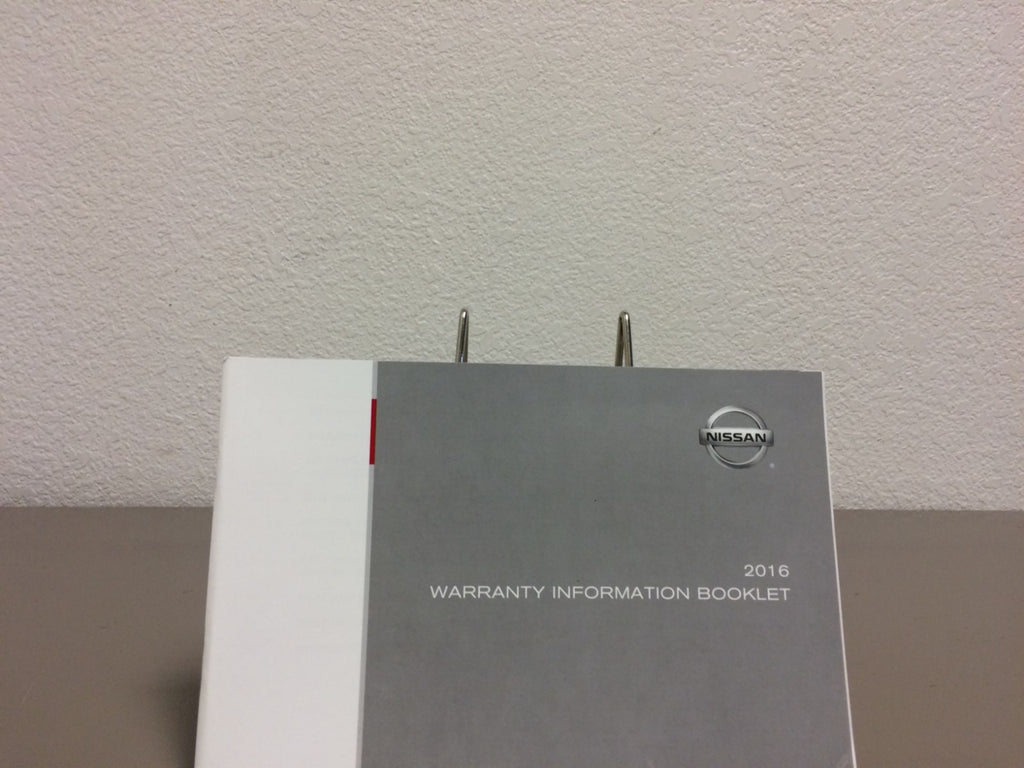 2016 Nissan Rogue Genuine OEM Owner's Manual Set w/Navigation Manual & Case