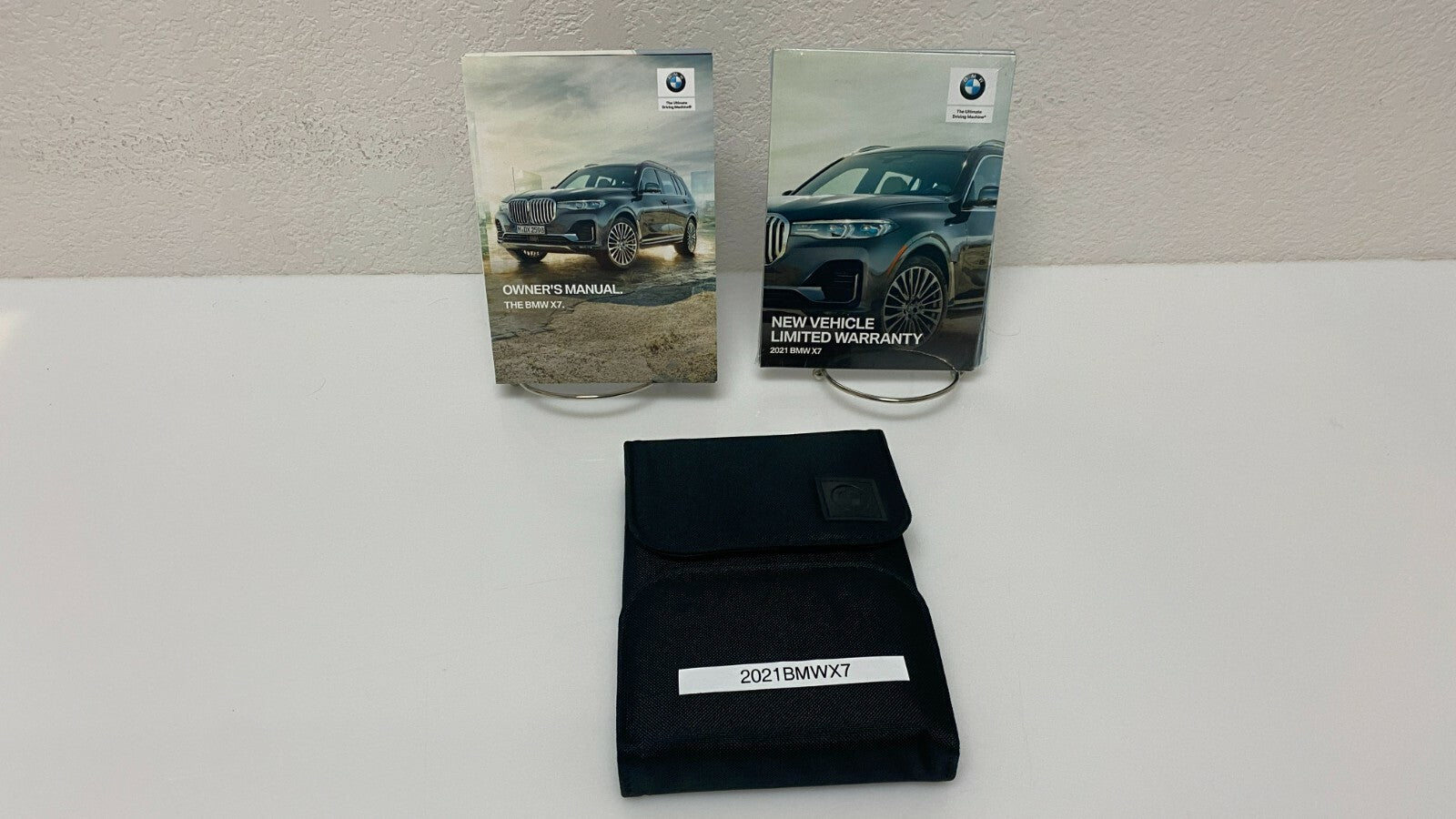 NEW 2021 BMW X7 xDrive 40i M50i Genuine OEM Owner's Manual w/Case