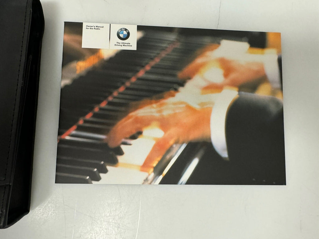 2005 BMW 3-Series Sedan Genuine OEM Owner's Manual w/BMW Protective Case