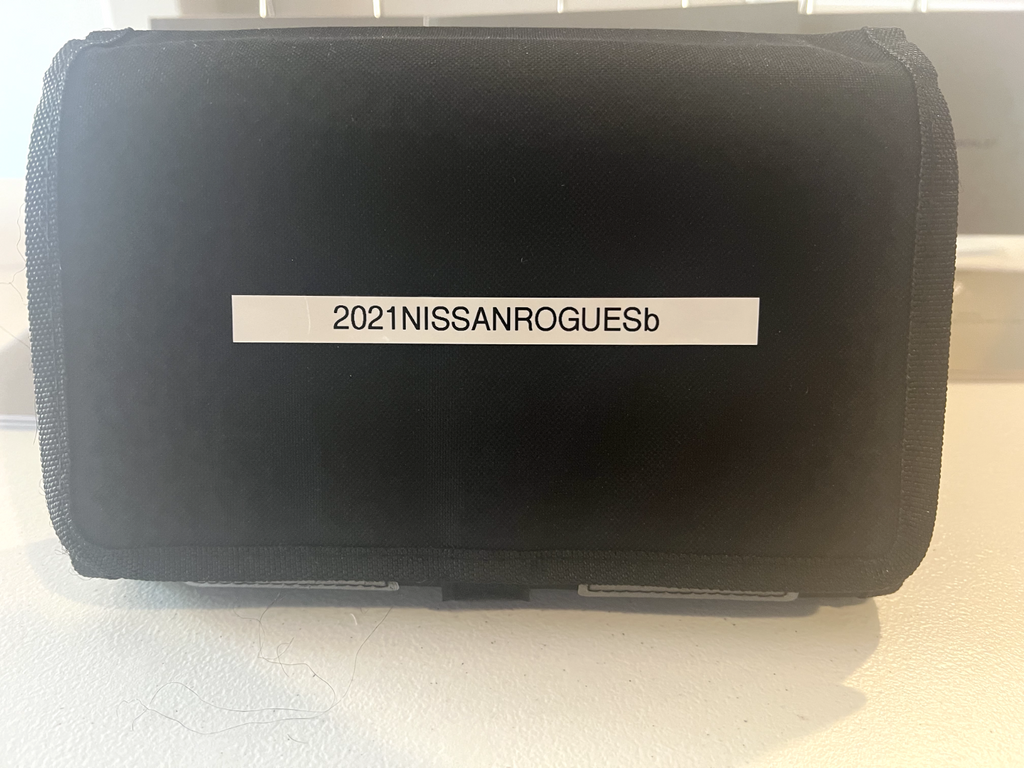 2021 Nissan Rogue OEM Owner's Manual Set W/Case, Free Shipping.