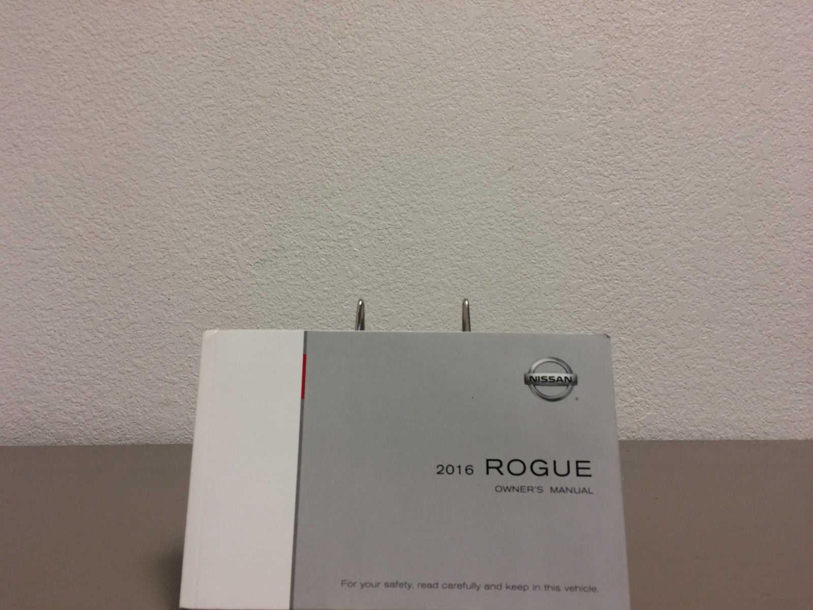 2016 Nissan Rogue Genuine OEM Owner's Manual Set w/Navigation Manual & Case