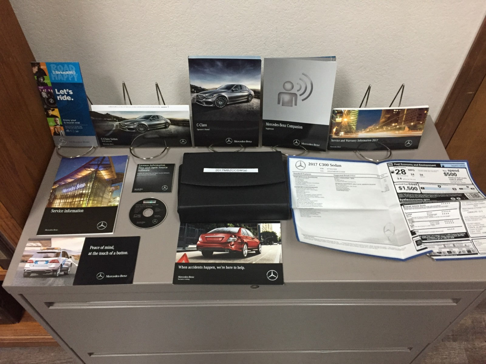 2017 Mercedes-Benz C-Class Sedan Wagon Genuine OEM Owner's Manual Set w/Case