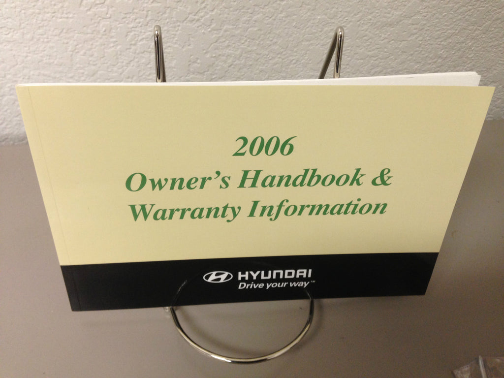 2006 Hyundai Elantra Sedan Genuine OEM Owner's Manual Set w/Case--Free Shipping!
