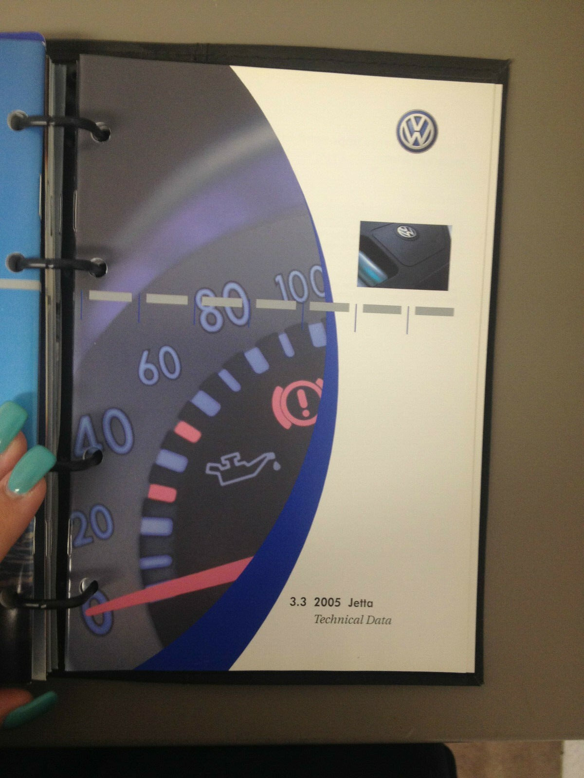 2005 VW Jetta Genuine OEM Owner's Manual