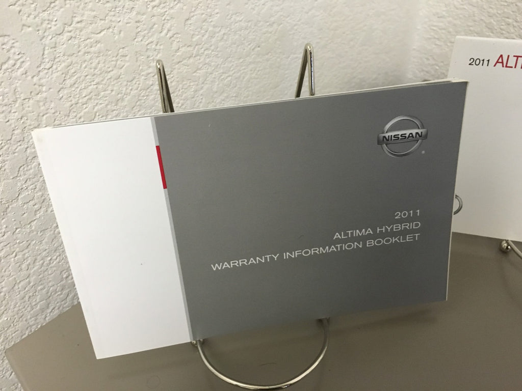 2011 Nissan Altima Hybrid Genuine OEM Owner's Manual Set with Case