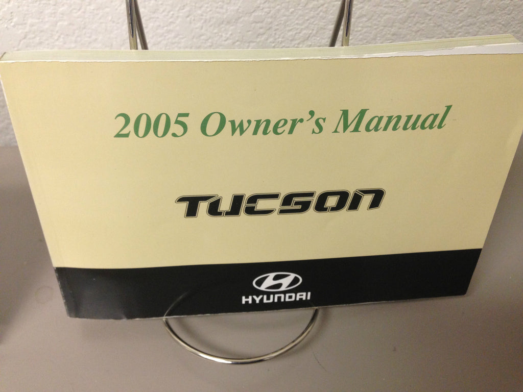 2005 Hyundai Tucson Genuine OEM Owner's Manual Set w/Case--Free Shipping!