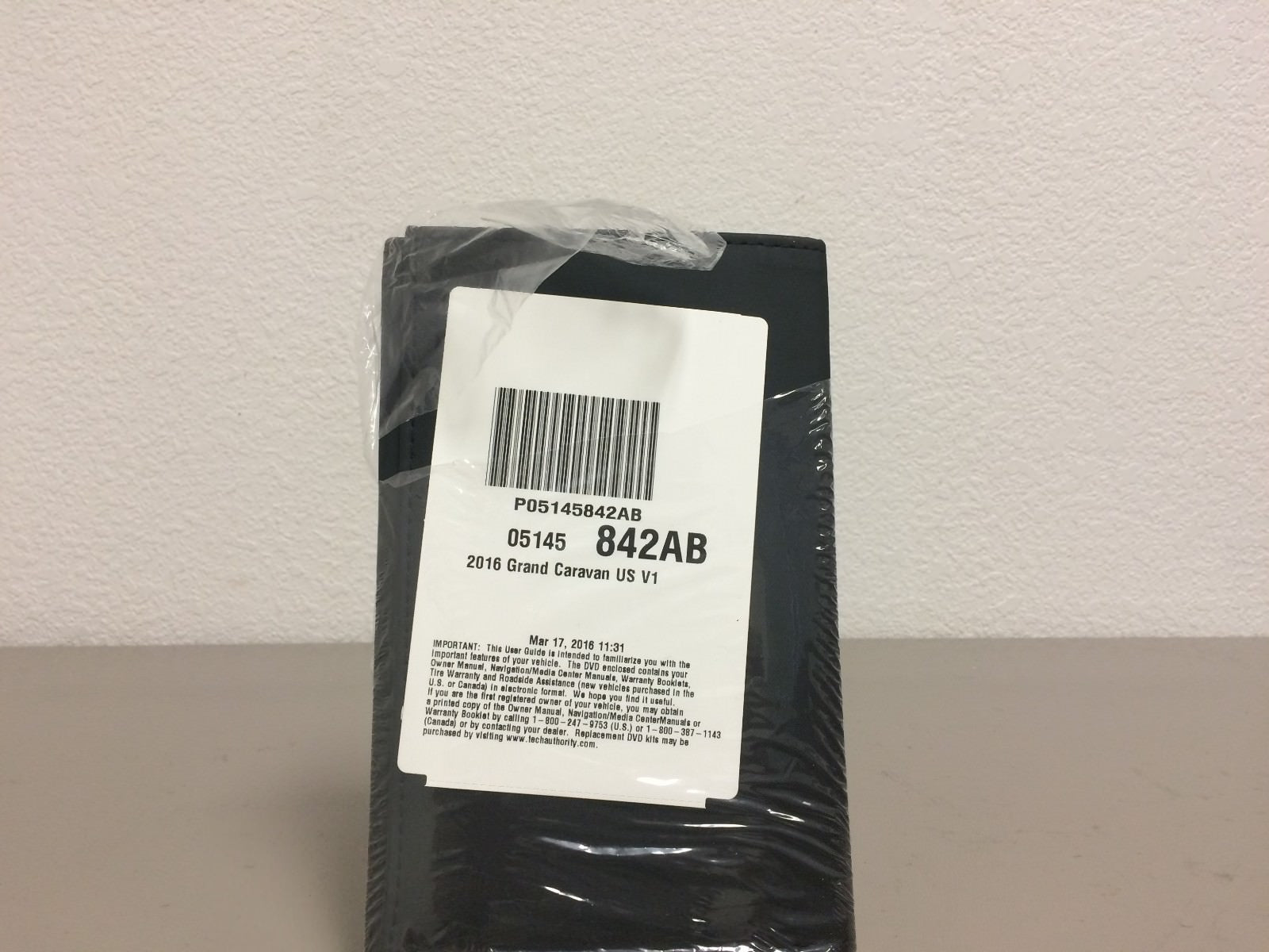 2016 Dodge Grand Caravan Genuine OEM Owner's Manual Set with Case-Free Shipping!
