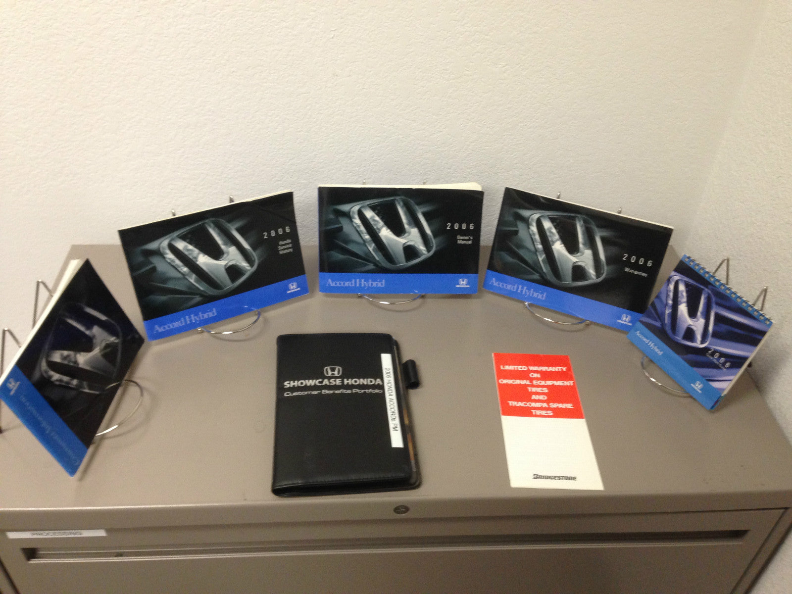 2006 Honda Accord Hybrid OEM Owner's Manual